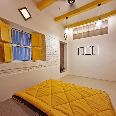 Ith Vintage Homestay Varanasi Exterior photo